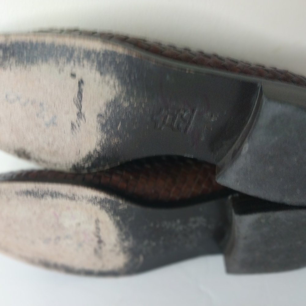Mezlan Made In Spain Women's Woven Leather Slip-On Loafers in Brown - Picture 7 of 8